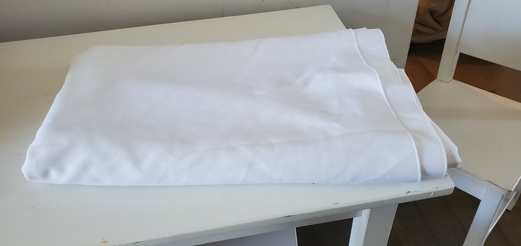 Table Cloth (Black)